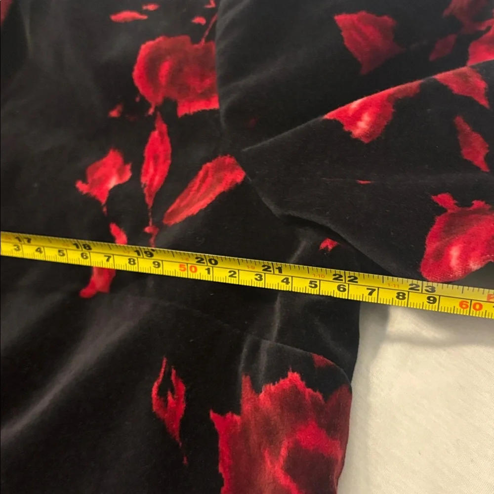 Talbots black velvet blazer red roses SZ 18 3/4 length sleeves 100% Cotton lined - Picture 6 of 15